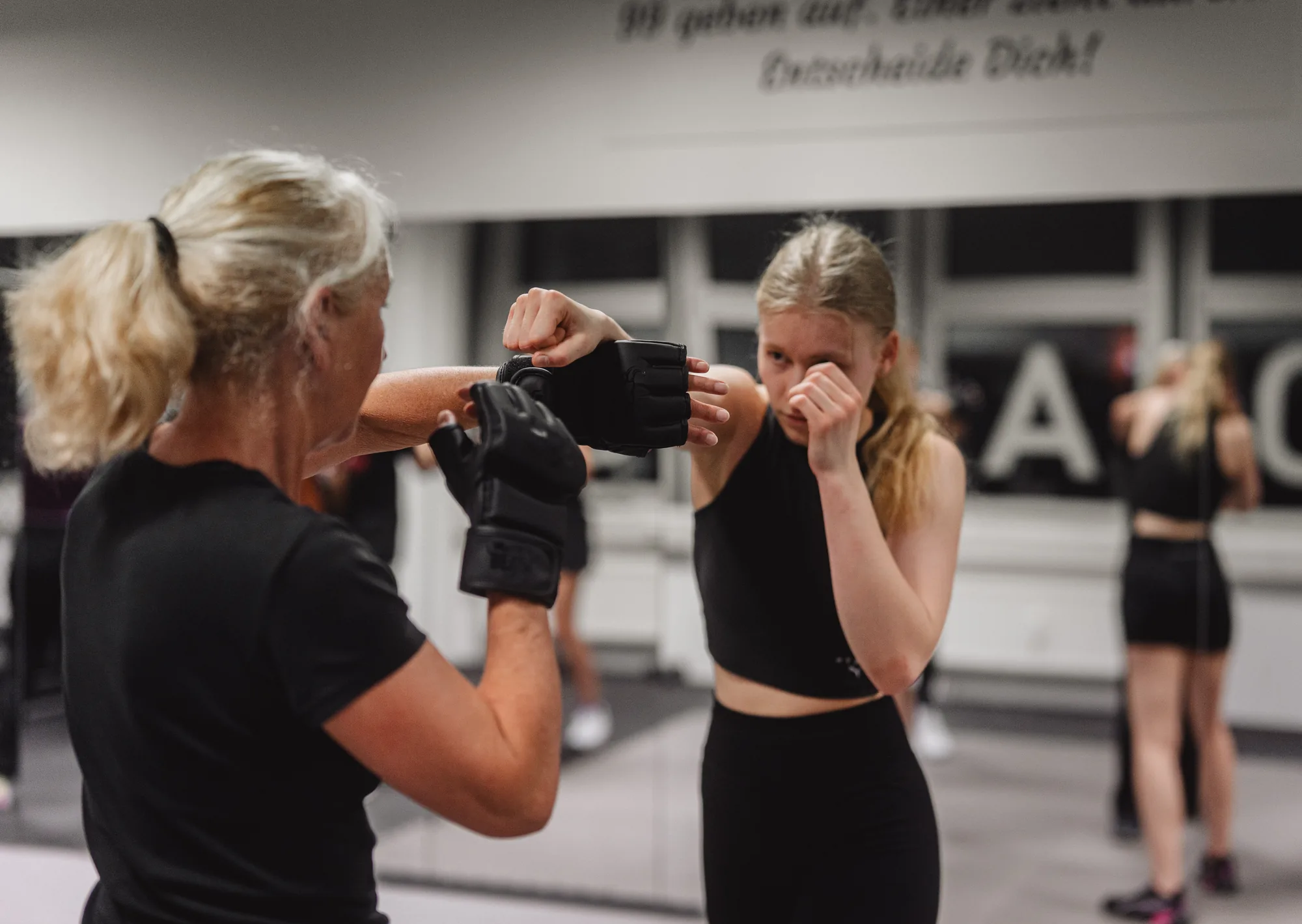 REACT® FrauenSicher – Crashkurs für Frauen bei der DC Academy